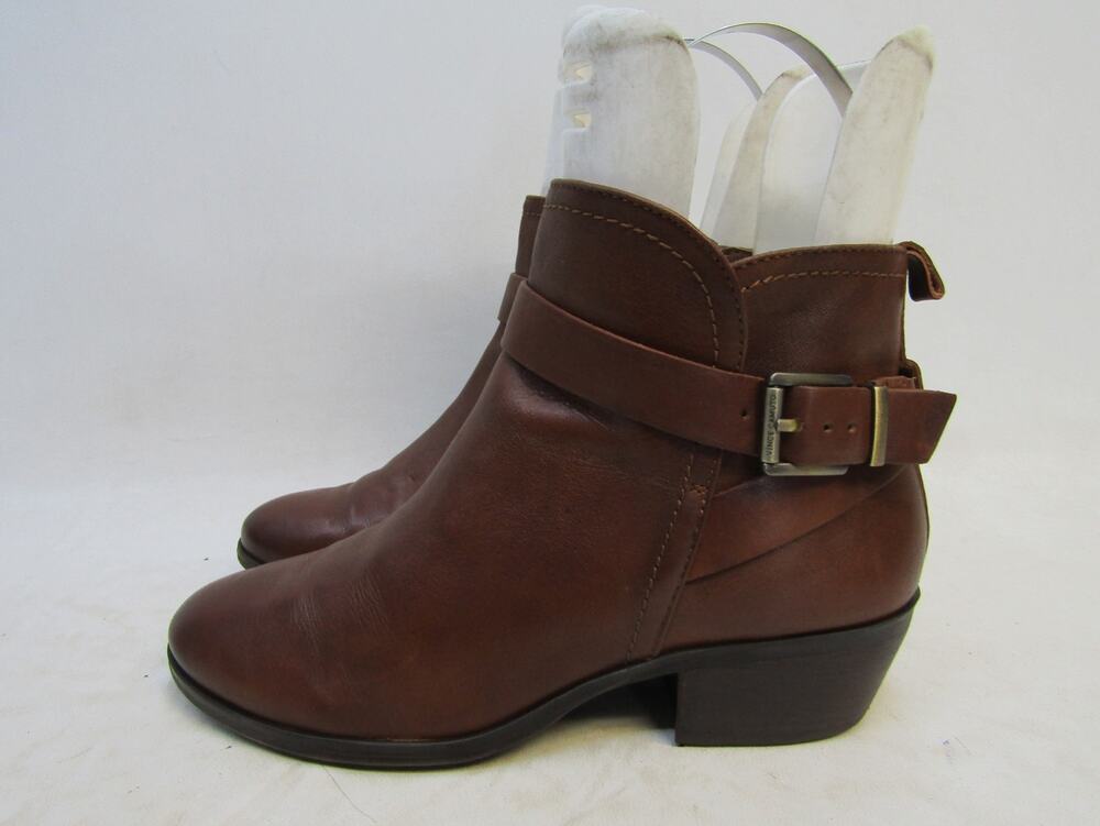 Vince Camuto Womens Size 7 M Brown Leather Buckle Zip Ankle Fashion Boots Bootie